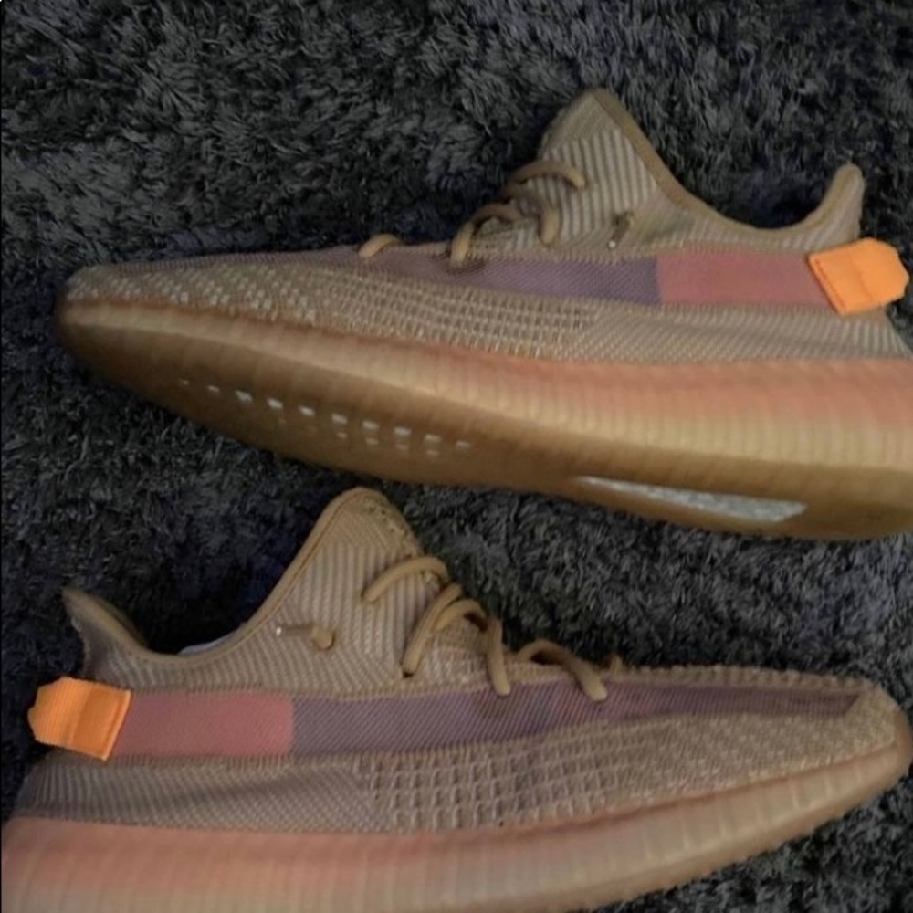 YEEZY 350 “CLAY” SIZE 13 - USED
